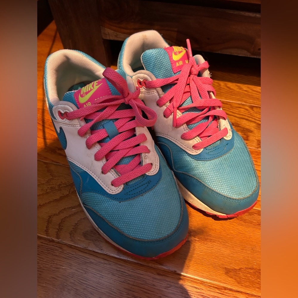 Nike Kids Air Max Sneakers in Teal & Pink